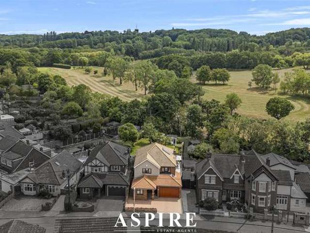 4 Bedroom Detached House