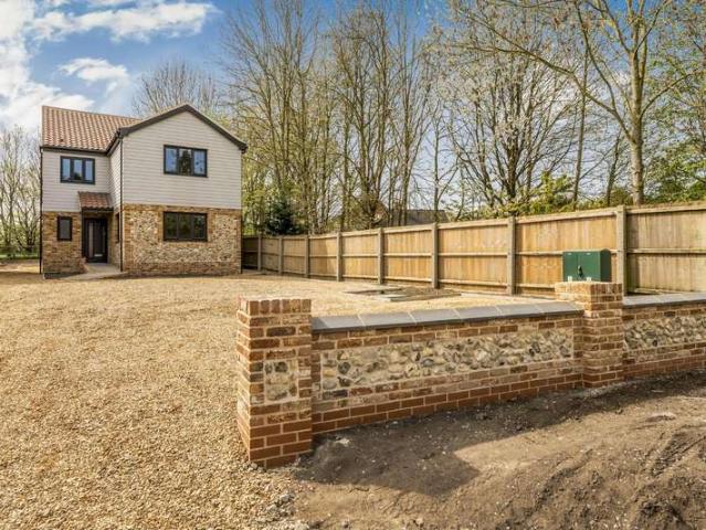 4 Bedroom Detached House