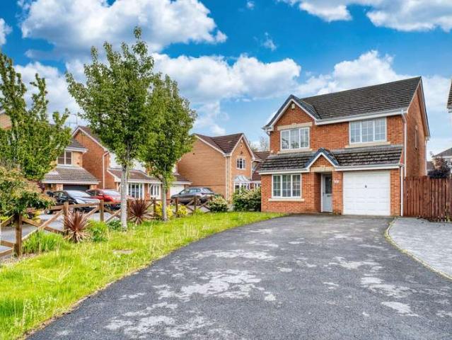 4 Bedroom Detached House