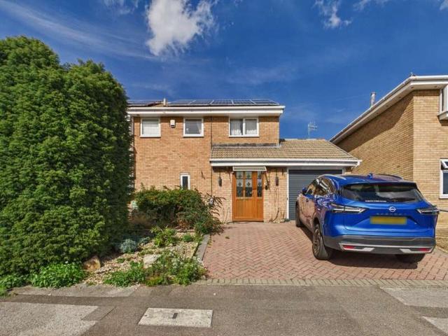 4 Bedroom Detached House