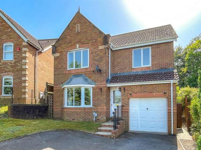 4 Bedroom Detached House