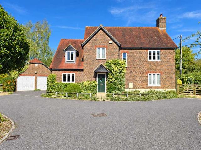 4 Bedroom Detached House