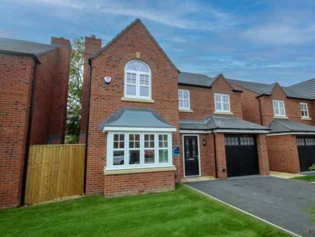 4 Bedroom Detached House