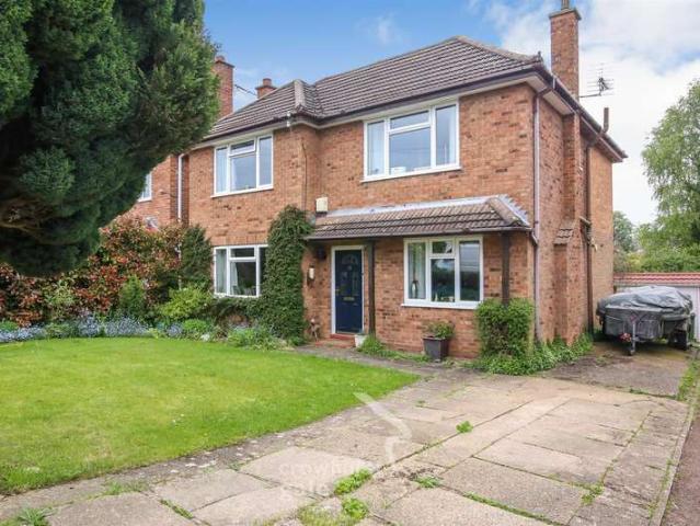 4 Bedroom Detached House