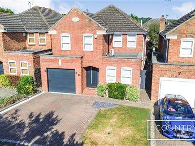 4 Bedroom Detached House
