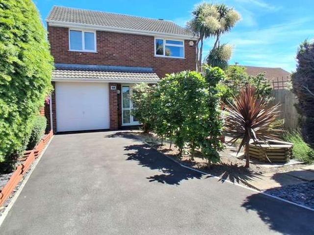 4 Bedroom Detached House