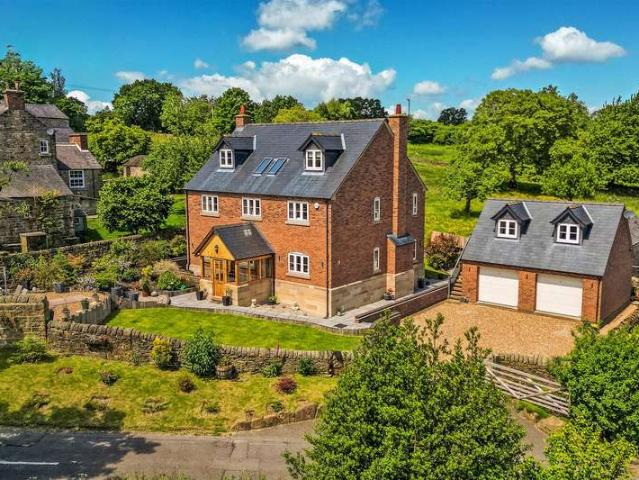 4 Bedroom Detached House