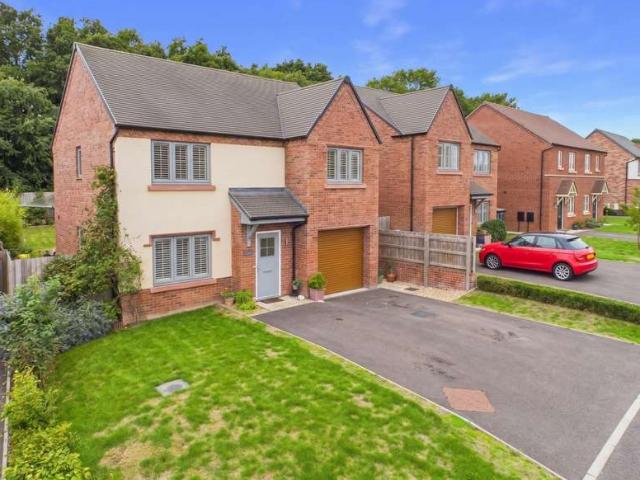 4 Bedroom Detached House