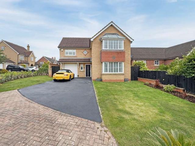 4 Bedroom Detached House