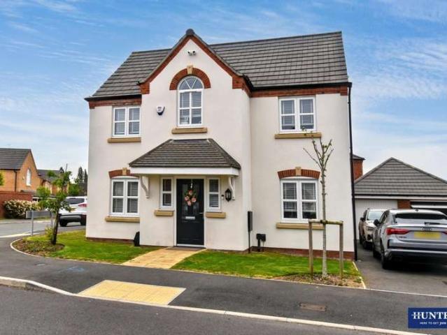 4 Bedroom Detached House