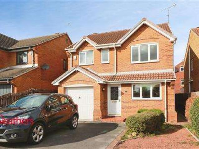 4 Bedroom Detached House