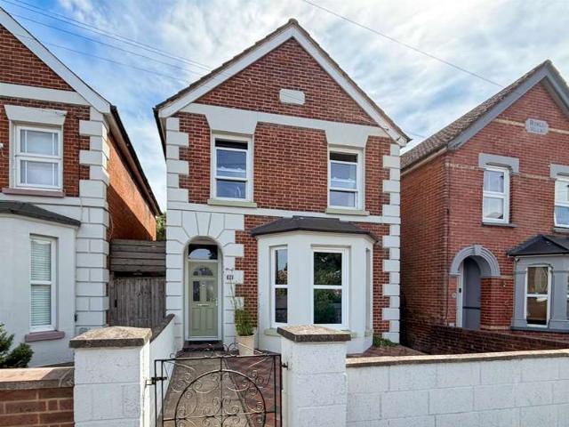 4 Bedroom Detached House
