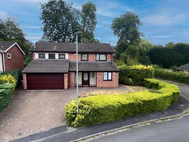 4 Bedroom Detached House