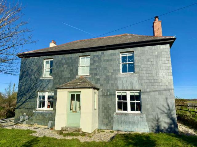 4 Bedroom Detached House