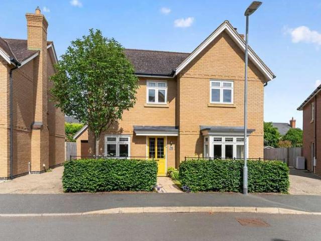 4 Bedroom Detached House