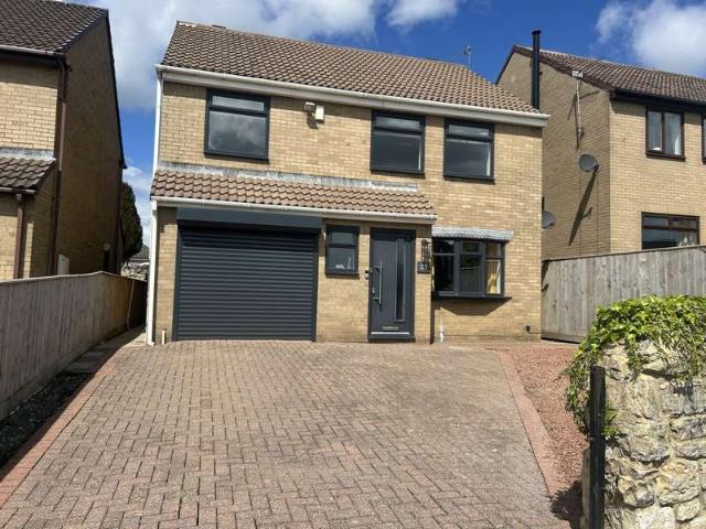 4 Bedroom Detached House