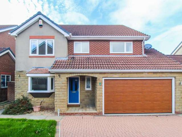 4 Bedroom Detached House