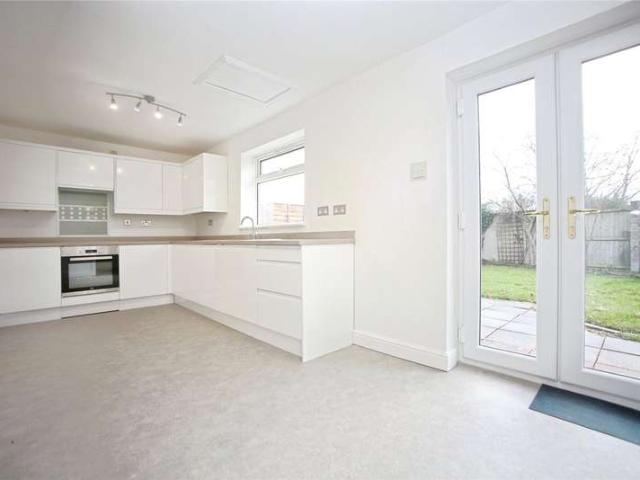 4 Bedroom Detached House