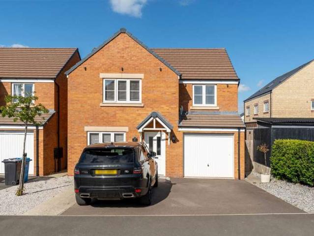 4 Bedroom Detached House