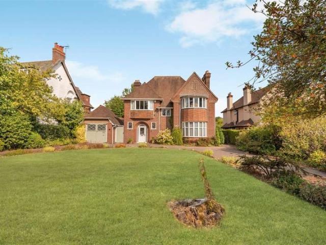 4 Bedroom Detached House