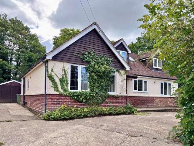 4 Bedroom Detached House