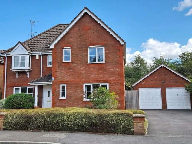 4 Bedroom Detached House
