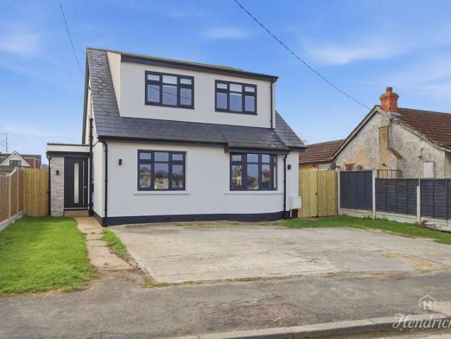 4 Bedroom Detached House
