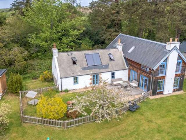 4 Bedroom Detached House