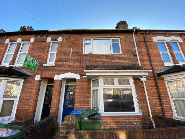 5 Bedroom Detached House