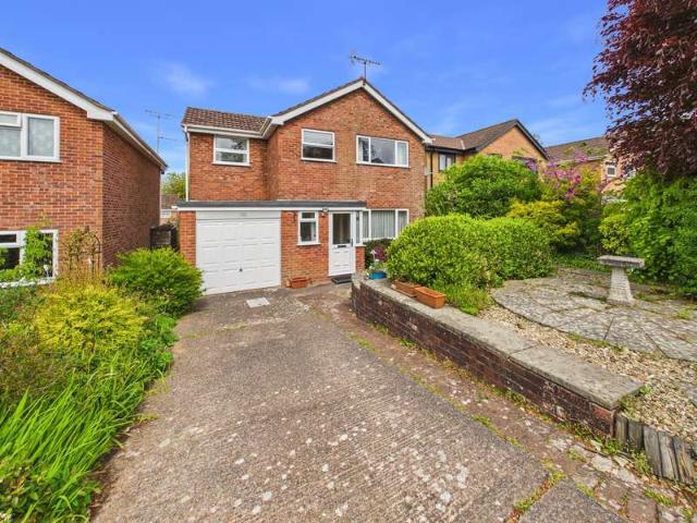 4 Bedroom Detached House