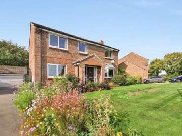 4 Bedroom Detached House