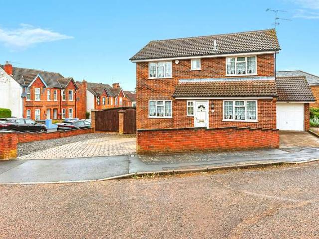 4 Bedroom Detached House