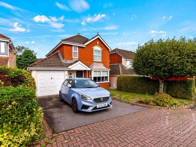 4 Bedroom Detached House