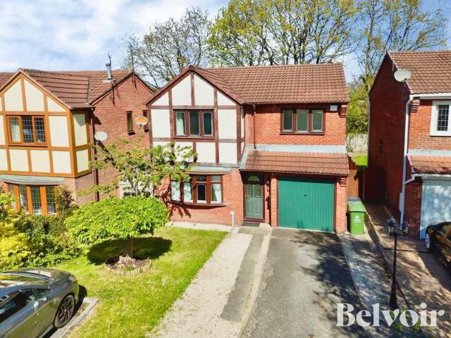 4 Bedroom Detached House
