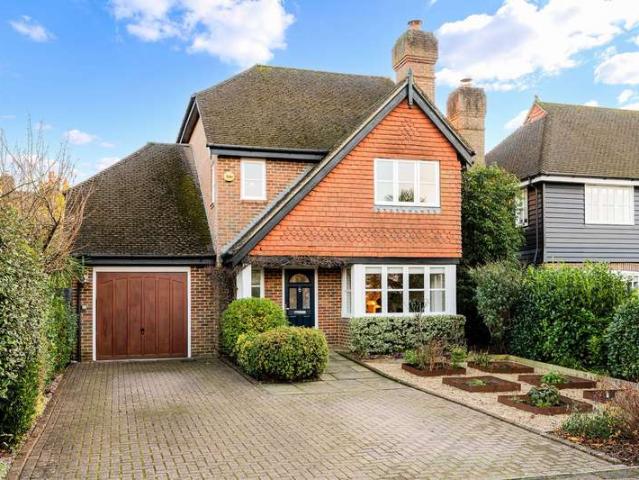 4 Bedroom Detached House