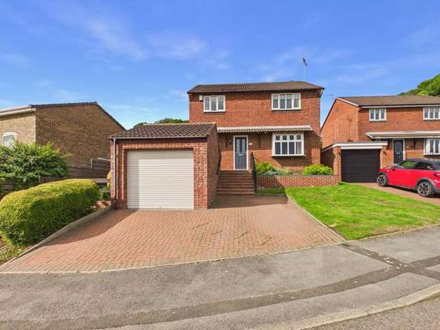 4 Bedroom Detached House