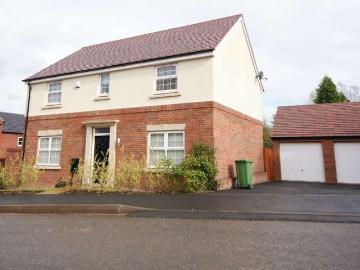 4 Bedroom Detached House