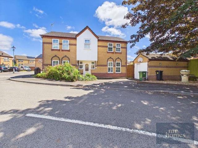 4 Bedroom Detached House