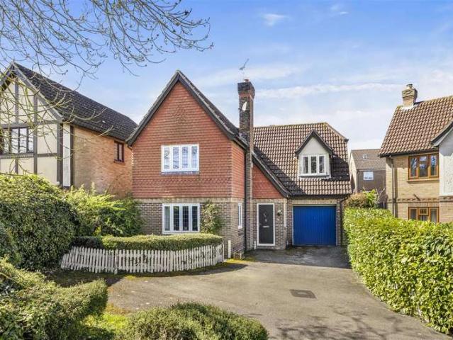 4 Bedroom Detached House