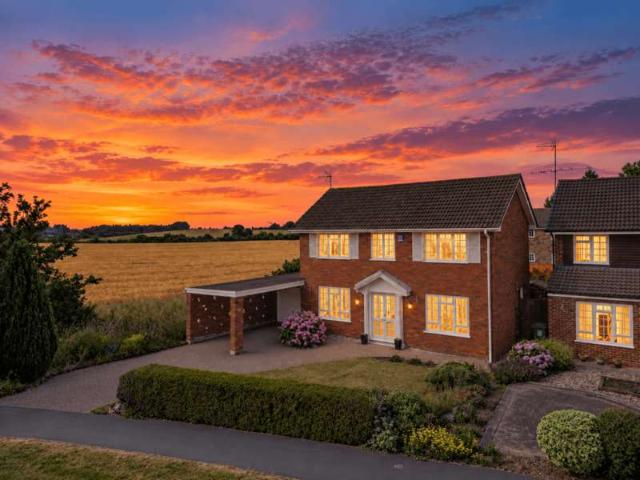 4 Bedroom Detached House