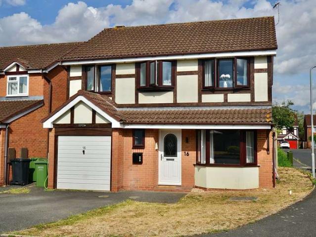 4 Bedroom Detached House