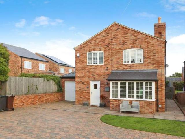 4 Bedroom Detached House