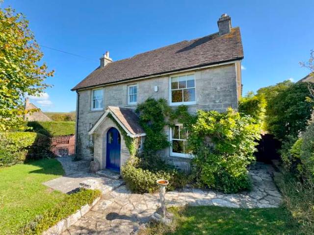 7 Bedroom Detached House