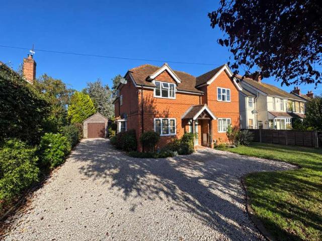 4 Bedroom Detached House