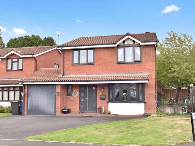 4 Bedroom Detached House