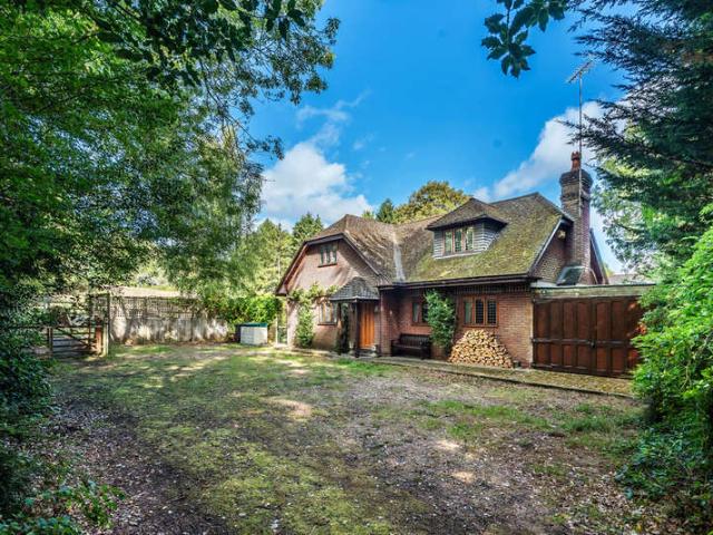 4 Bedroom Detached House