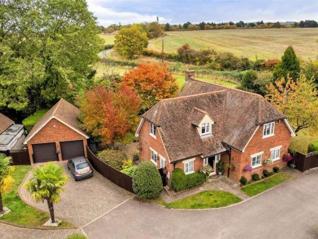 4 Bedroom Detached House