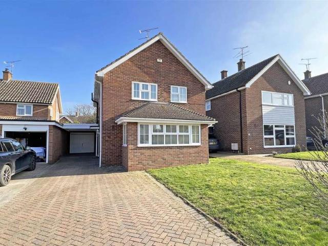 4 Bedroom Detached House