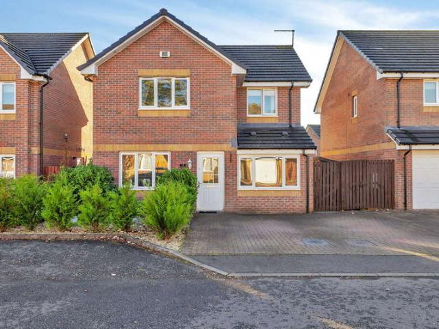 4 Bedroom Detached House