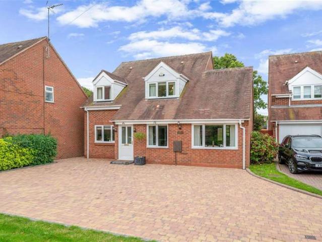 4 Bedroom Detached House